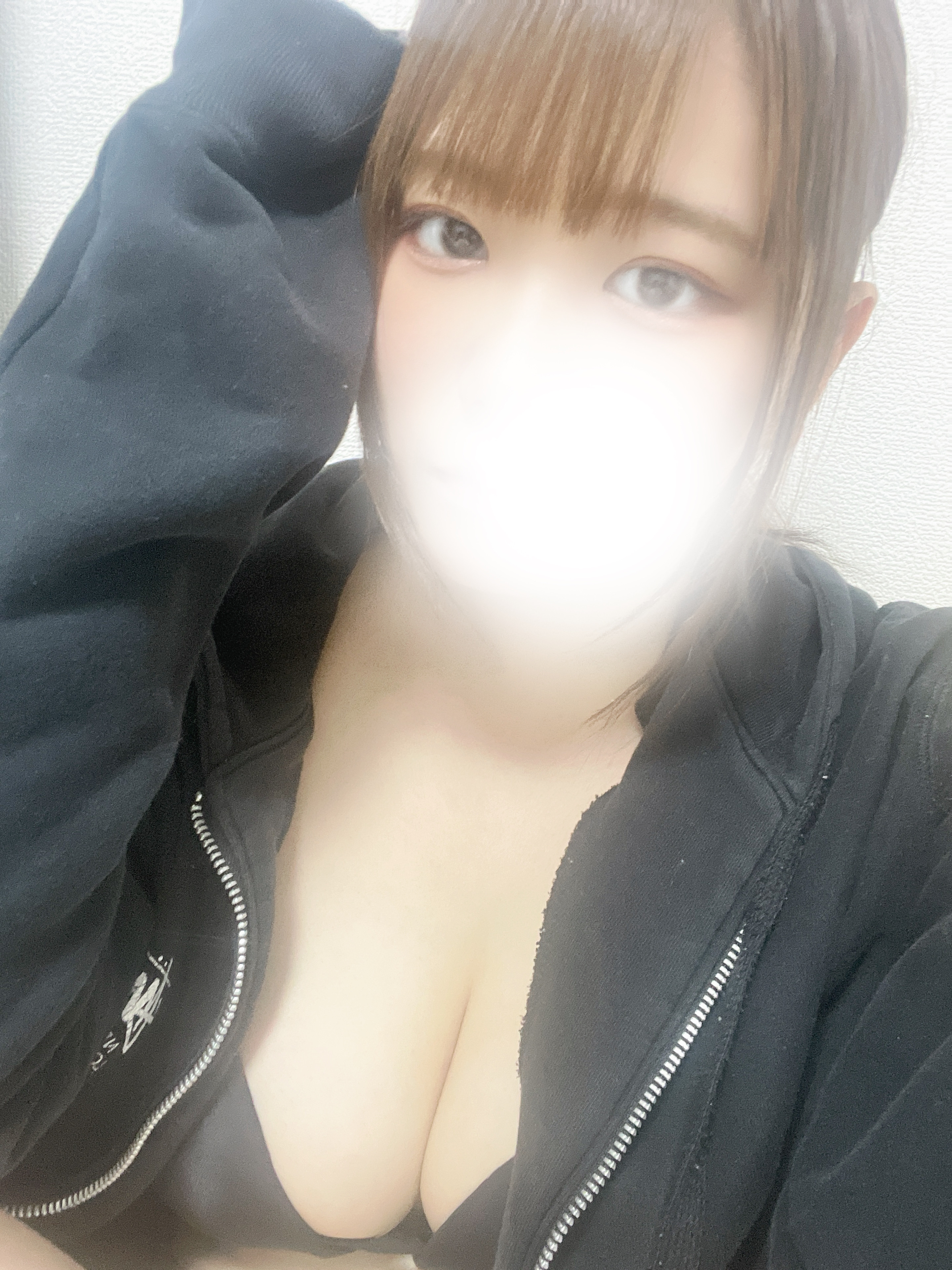 ななこ